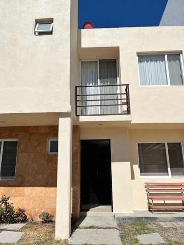 Hermosa Casa En Residencial Refugio Frente A Parque