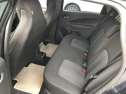 Renault Zoe At 4x2