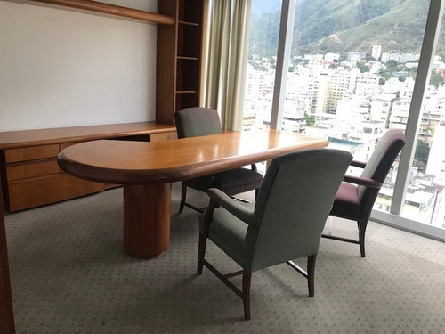 Oficina En Alquiler Los Palos Grandes 546 M2