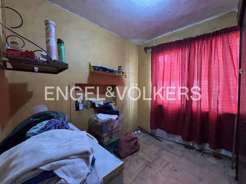 Casa Comercial Con Ingresos Activos