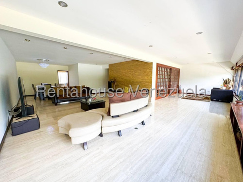 Bello Departamento Duplex Embuido En Un Excepcional Diseño En Marmol - Colinas De Valle Arriba - Ana Teixeira - Mls #25-8896