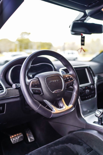 Imagen 10 de 19 de Jeep Grand Cherokee Srt