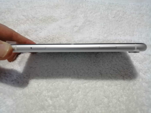 iPhone XR 64gb (un Mes De Uso)