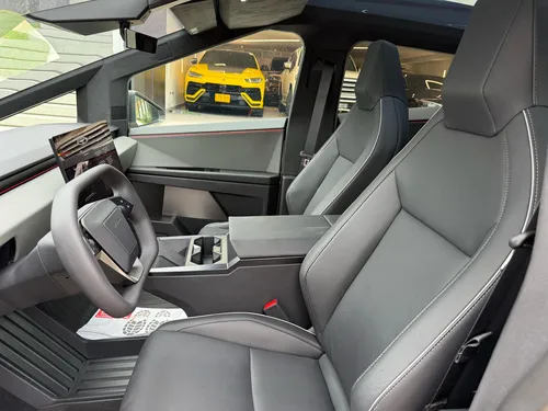 Tesla Cybertruck Foundation Series 4x4 2024