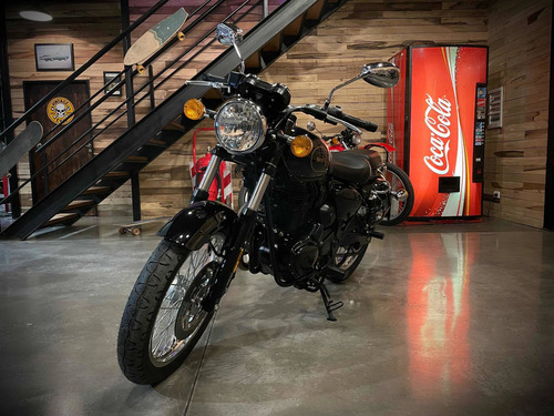 Imagen 3 de 15 de Benelli Imperiale 400