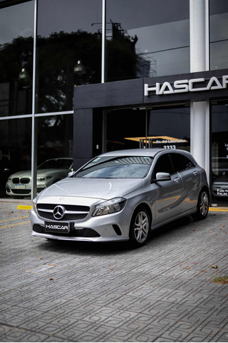 Mercedes-Benz Clase A 1.6 A200 Urban 156cv