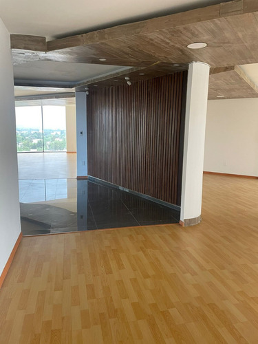 Oficinas En Renta Excelente Ubicación. Recién Remodelada