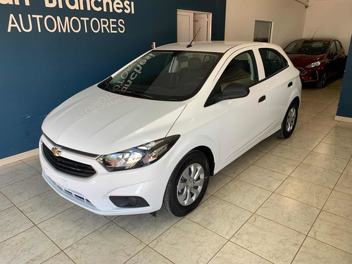 Imagen 1 de 9 de Chevrolet Onix 2021 1.4 Joy Ls