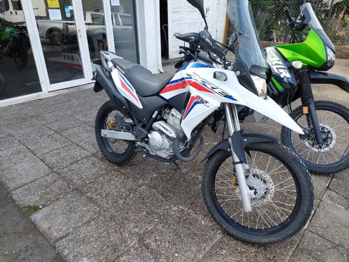 Imagen 5 de 7 de 055-honda 300 Rally