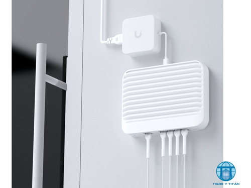 Switch Ubiquiti Unifi Usw-flex-xg Poe 10gbe 5 Puertos Capa 2