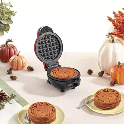 Miniwafflera Con 7 Placas Intercambiables Navideñas Dash San