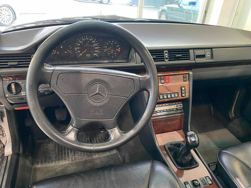 Imagen 10 de 15 de Mercedes-benz Clase E 3.2 E320 Coupe 1995