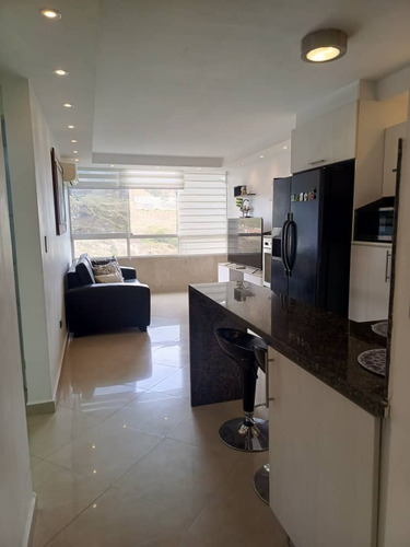 Alquiler/ Apartamento / El Encantado, Primera Etapa / 75,65m² /2h /2b/ 1e