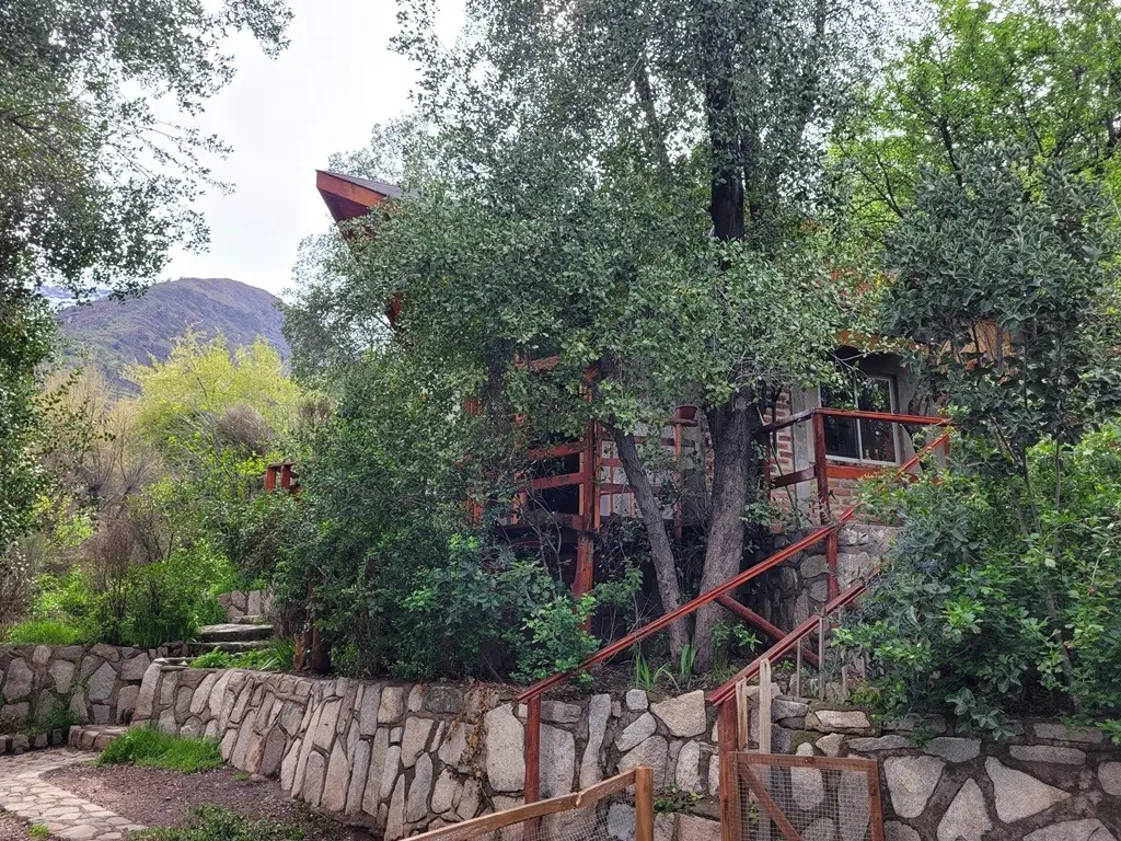 Imagen 2 de 20 de Cajón Del Maipo, Melocotón, Casa Especial Diseño.