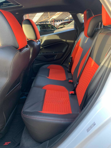 Imagen 9 de 15 de Ford Fiesta 1.6 St Std 6 Vel Ac 2014