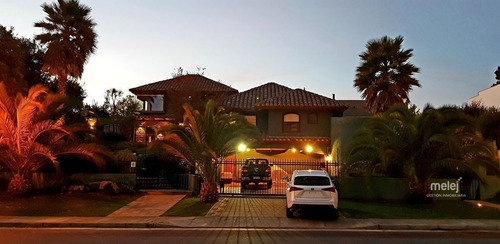 Maravillosa Casa, 400 M2 En Pinares De Montemar, Concon