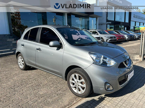 Nissan March -