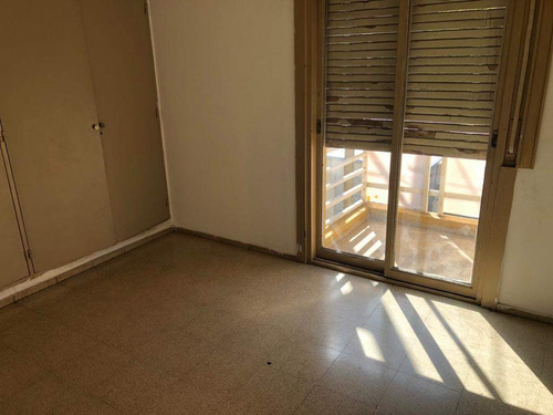 Imagen 6 de 8 de Departamento En Venta De 2 Dormitorios En B° Cofico