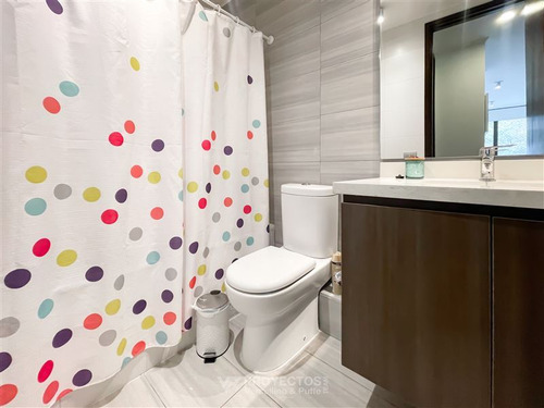 Departamento En Venta De 2 Dorm. En Lo Barnechea