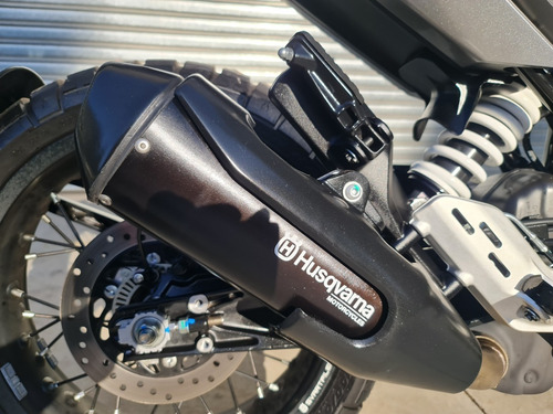 Imagen 4 de 13 de Husqvarna Svartpilen 401 Transferida