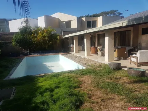 Casa En Urb. Costa Azul