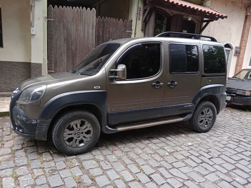 Fiat Doblo 1.8 16v Adventure Xingu Locker Flex 5p