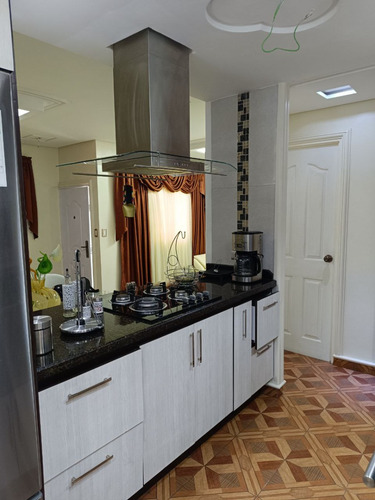 Se Vende Hermosa Casa En La Urbanización Kavanayen En Anaco. (a.p)