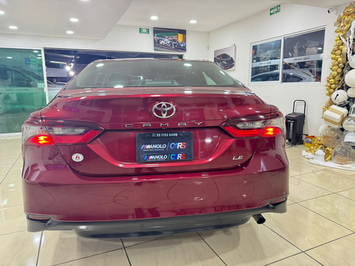 Toyota Camry 2.5 Le At
