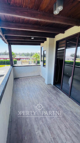 Casa En Excelente Estado En Condominio Seguro Cerc...