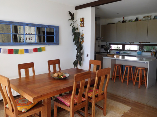 Gran Ubicación - Casi Nueva 235/640 M2