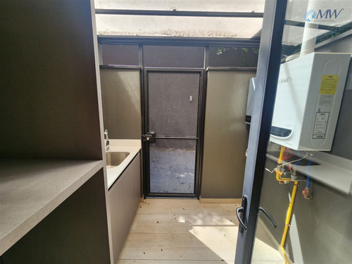 Casa En Venta De 4 Dorm. En La Reina Sin Comisión