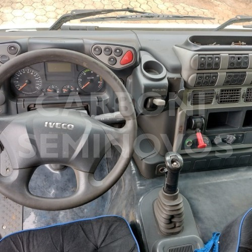 Imagem 7 de 9 de Iveco Stralis 600s40t 6x2, Ano 2012/2013