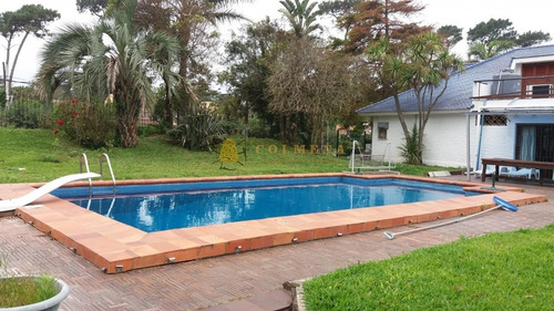 Muy Lindo Chalet Puntaesteño A Metros De La Playa Mansa- Ref: 2322