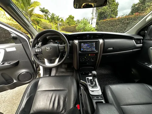 Toyota Fortuner 2.7l