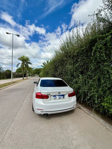 BMW Serie 3 3.0 330i Sedan Sport Line 252cv