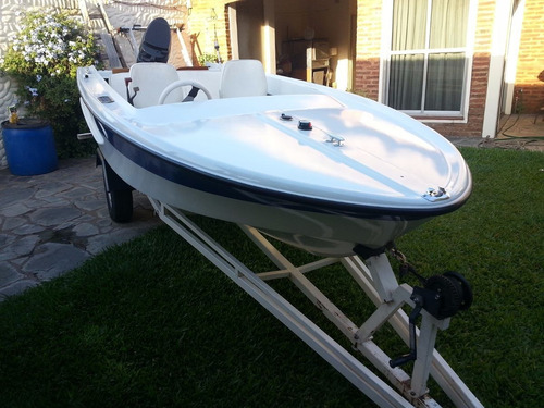 Imagen 4 de 4 de Lancha Regnicolo Modelo Dorado V2 Mercury 50hp