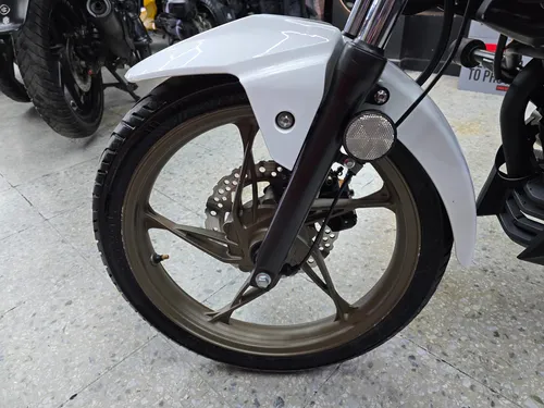 Akt Cr4 200 2024