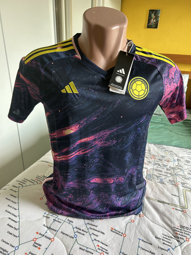 Camisa Colômbia, Feminina, Temporada 23/24 (Usado)