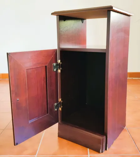Mesa Auxiliar Esquinera (Usado)