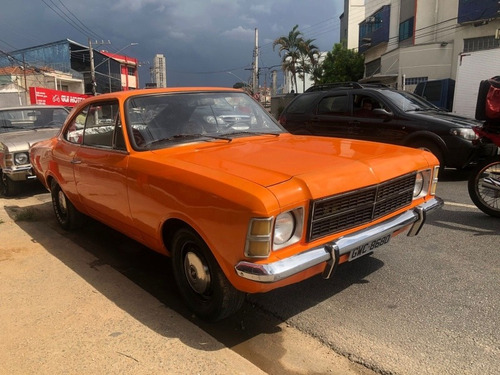 Imagem 2 de 8 de Gm Coupe