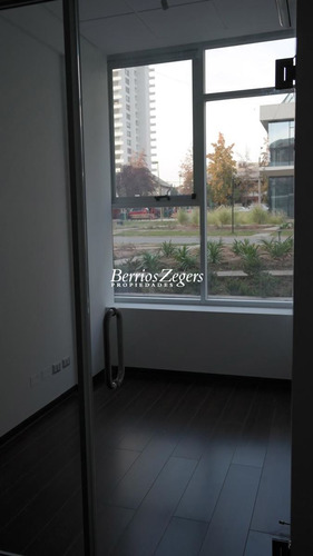Ofivina Parque Arauco Open Kennedy 4 Privados, 2 Baños