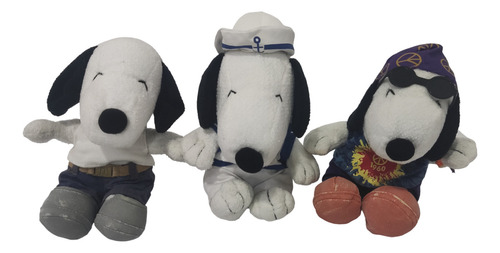 Peluches De Snoopy Coleccionables Con Diferentes Trajes