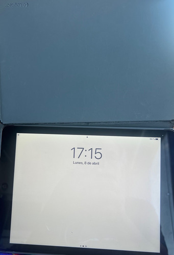 Apple iPad Air 1 Excelente. Tapa Protectora Rigida