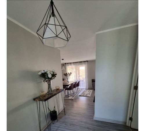 Propiedad Completamente Remodelada, Gran Oportunidad, Estanc