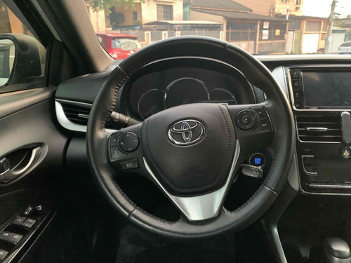 Toyota Yaris 1.5 16V FLEX XS CONNECT MULTIDRIVE
