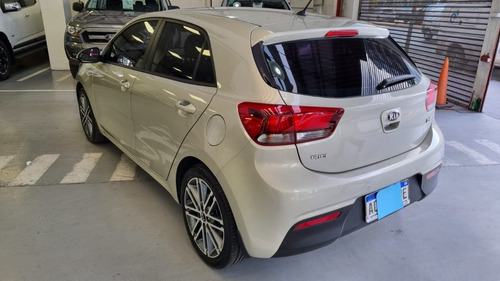 Imagen 10 de 25 de Kia Rio Sx 1.6 At 2018 Forestcar Balbin (a.l) #5