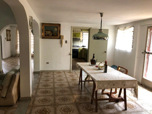 Imagen 7 de 18 de Se Vende Casa 532m2 5h+s/3b+s/3p Santa Mónica 9791