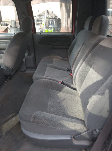 Ford F-100 3.9 Cab. Doble Xlt 4x2