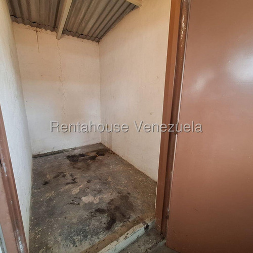 Ip Vendo Apartamento En El Marques 25-21963