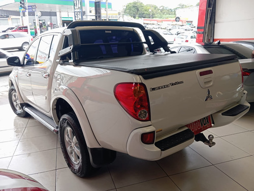 Mitsubishi L200 2.4 Triton Hls Cab. Dupla Flex 4p
